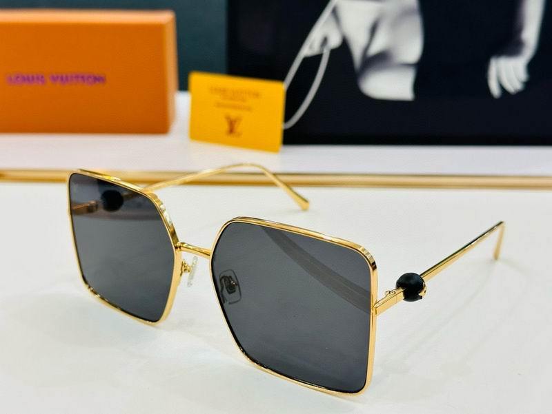 LV Sunglasses 719